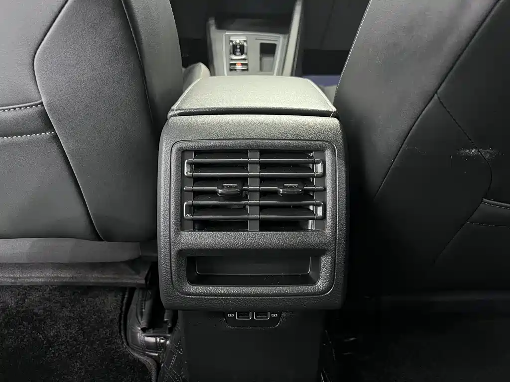 Volkswagen Golf — миниатюра 14