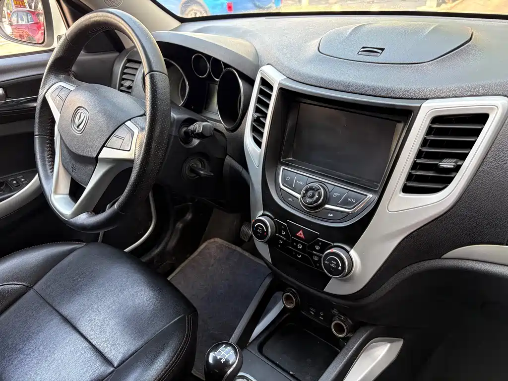 Changan CS35 — миниатюра 12