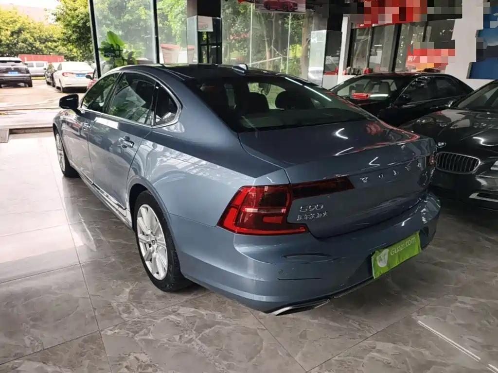 Volvo S90 — миниатюра 5