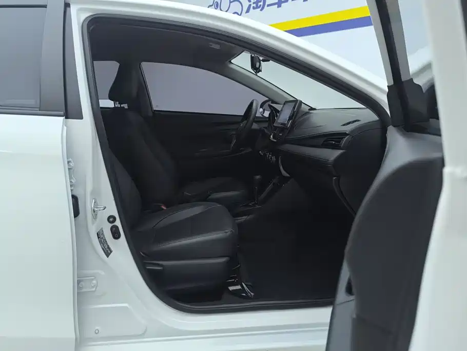 Toyota Vios — миниатюра 8