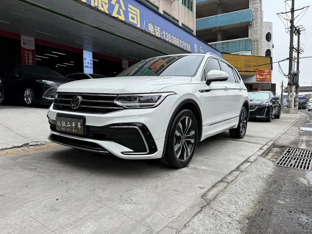Volkswagen Tiguan L 2022