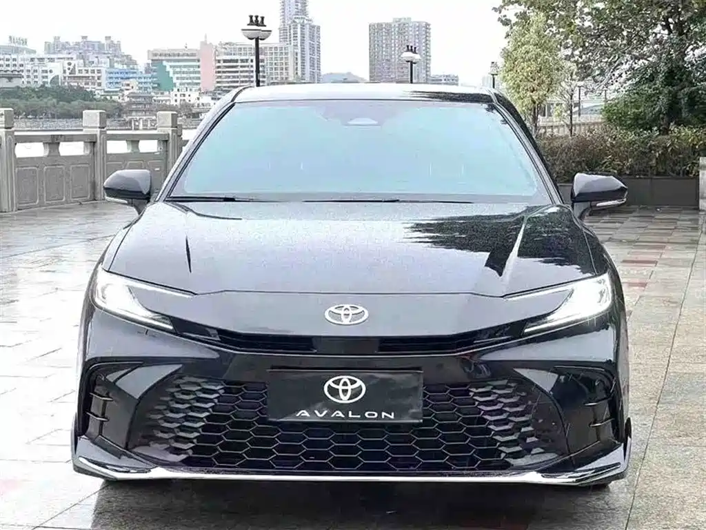 Toyota Camry 2024 2.0HXS Sport Plus