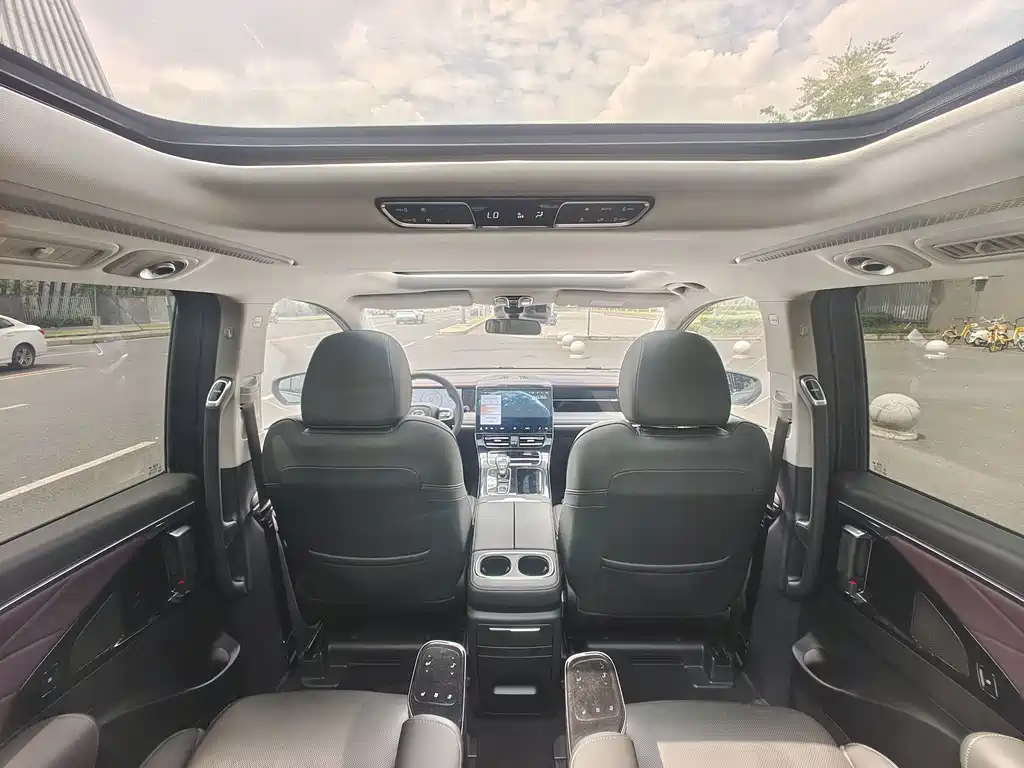 GAC Motor Trumpchi M8 — миниатюра 9