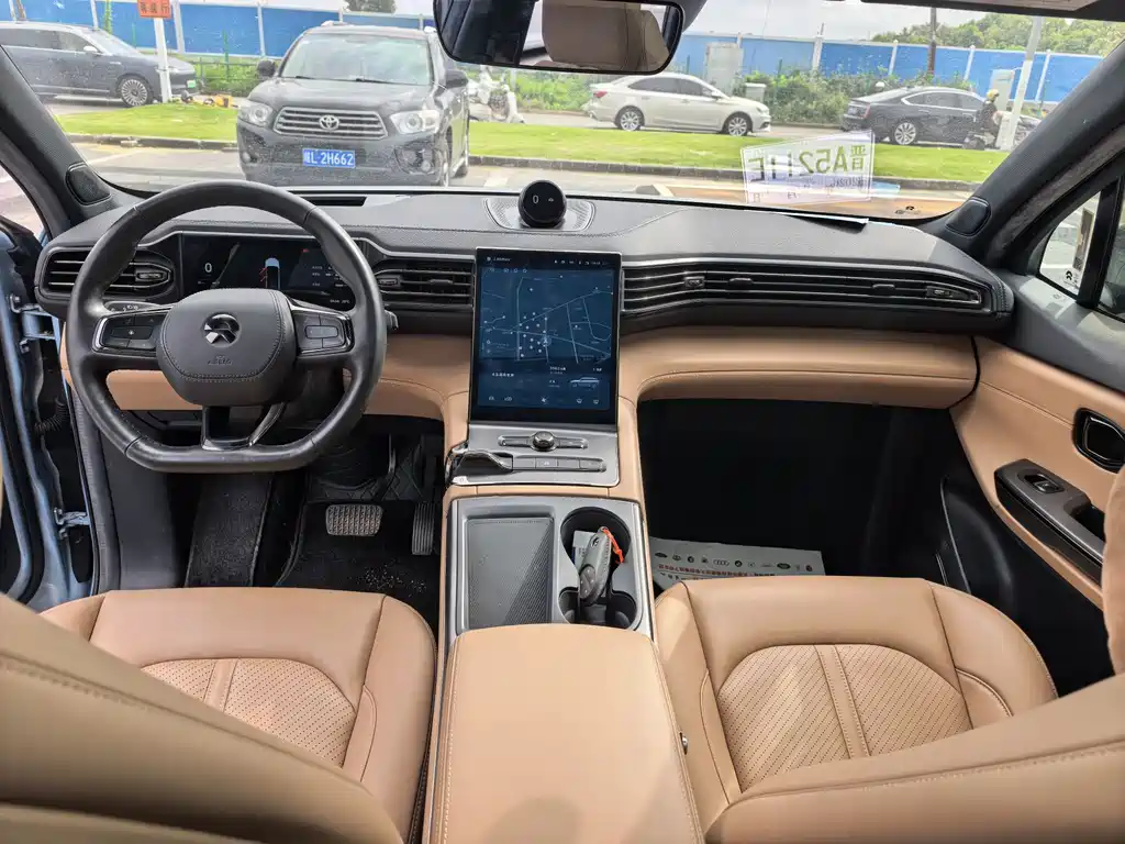 NIO ES6 — миниатюра 13