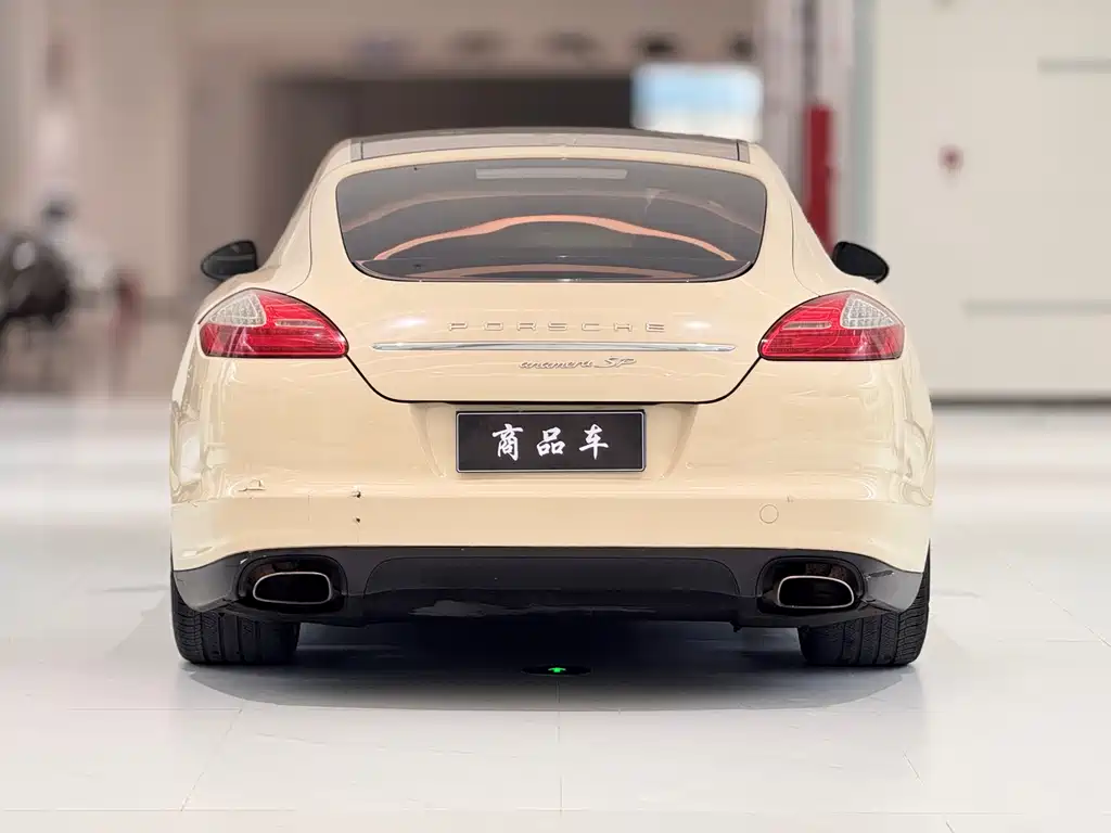 Porsche Panamera 2010 Panamera 4 3.6L