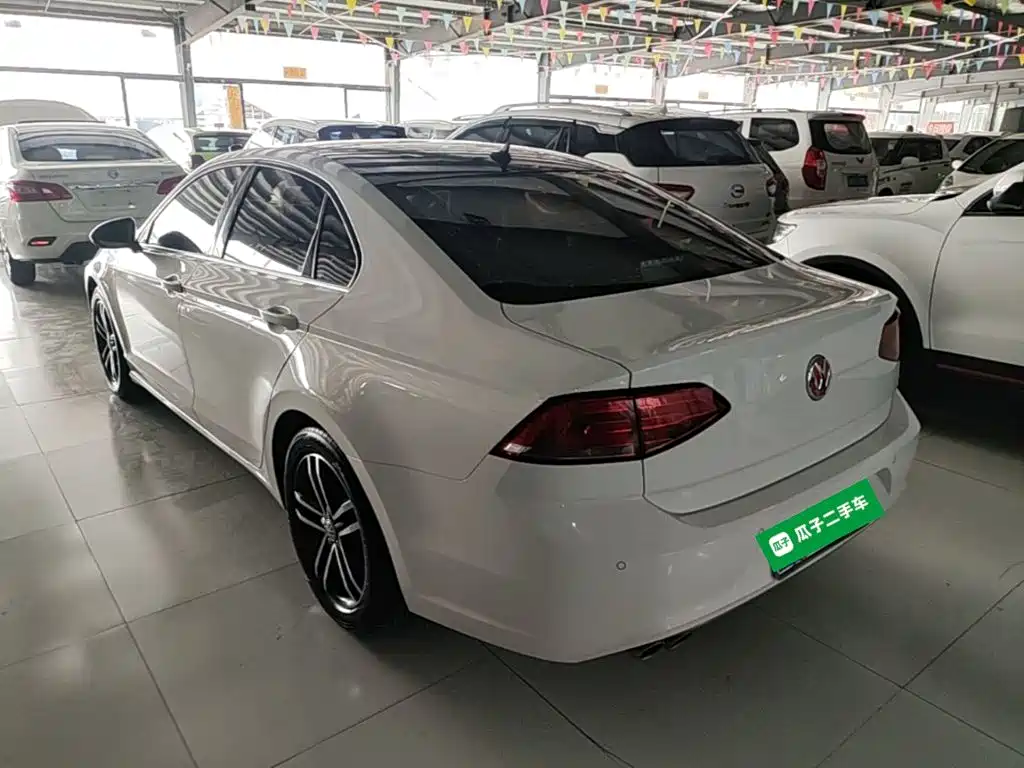 Volkswagen Lamando — миниатюра 5
