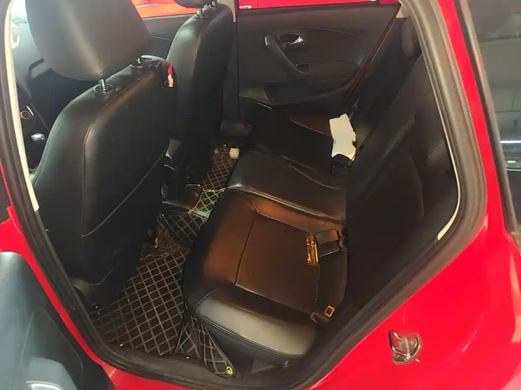 Volkswagen Polo — миниатюра 17