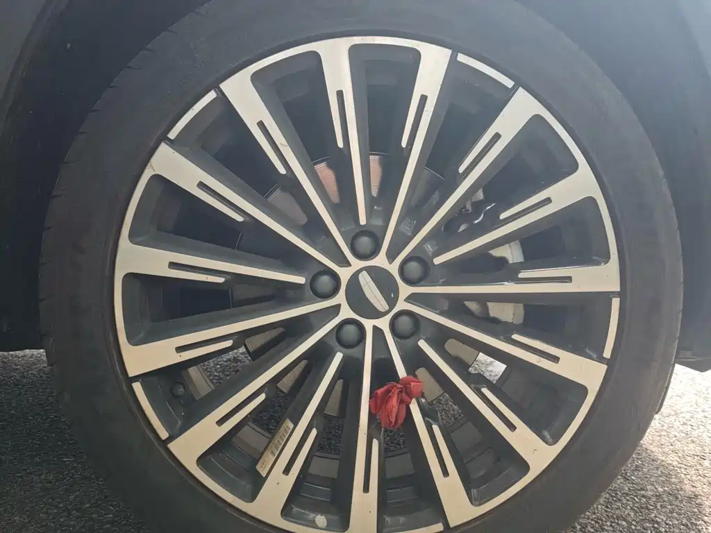 Geely Xingyue L — миниатюра 9