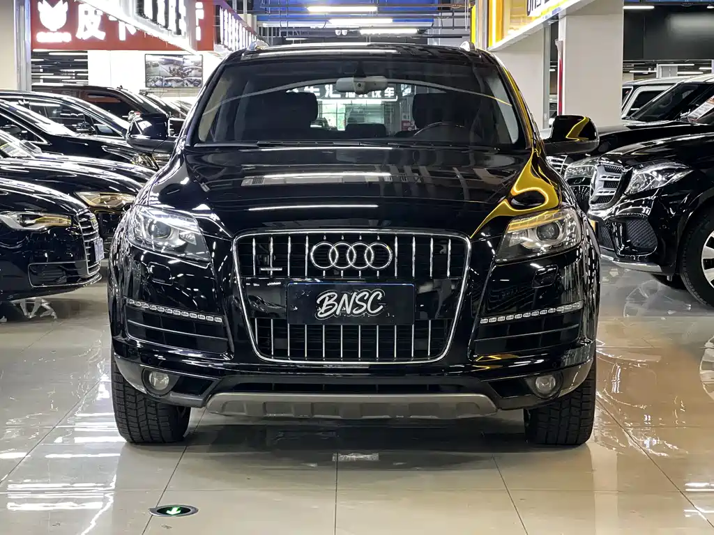 Audi Q7 2012 3.0 TFSI (200kW