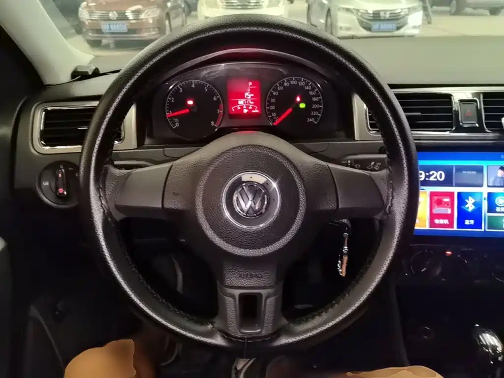 Volkswagen Santana — миниатюра 11
