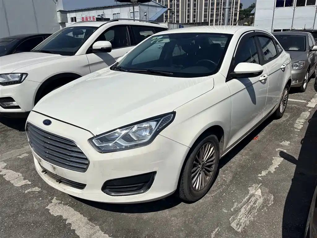 Ford Escort 2018