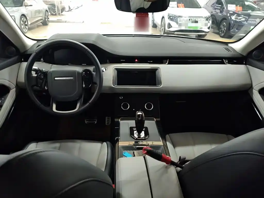 Land Rover Evoque — миниатюра 10