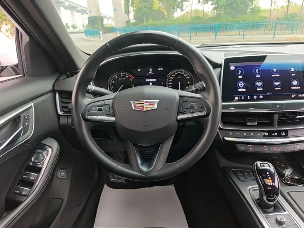 Cadillac CT5 — миниатюра 11