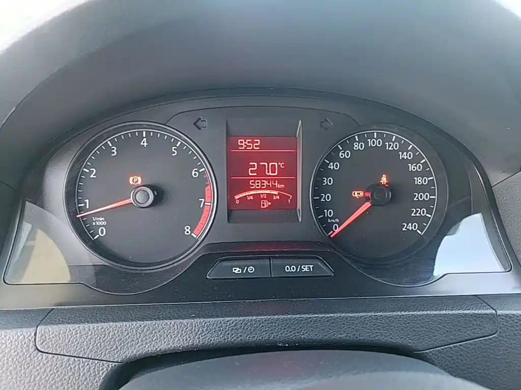 Volkswagen Santana — миниатюра 12