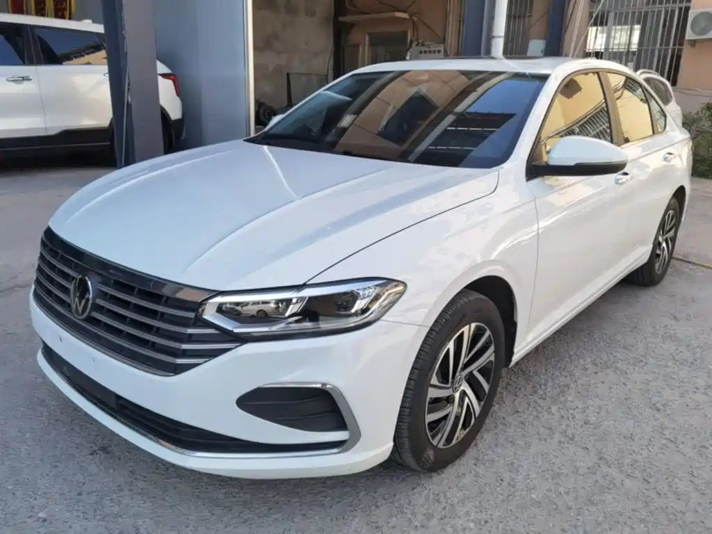Volkswagen Lavida — миниатюра 2