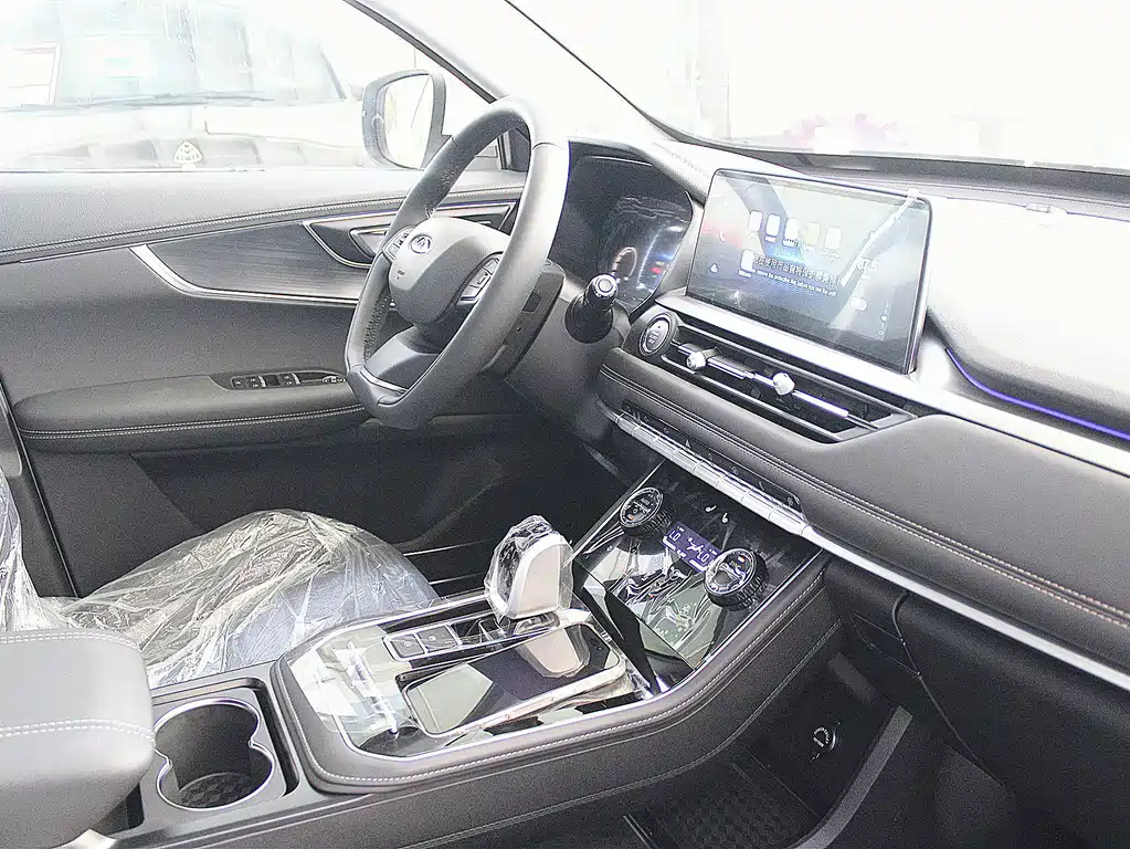 Chery Tiggo 8 — миниатюра 13