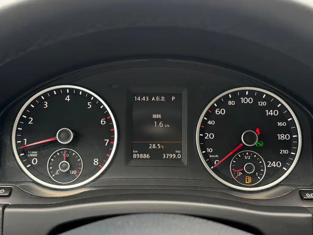 Volkswagen Tiguan — миниатюра 11