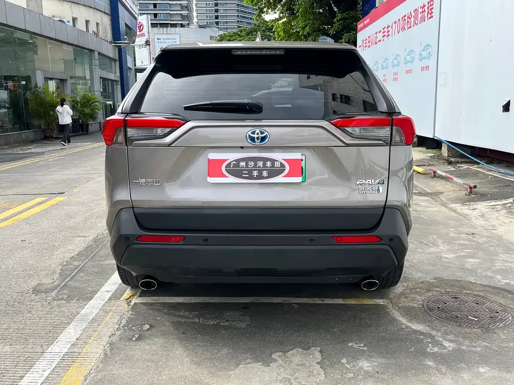 Toyota RAV4 Prime — миниатюра 7