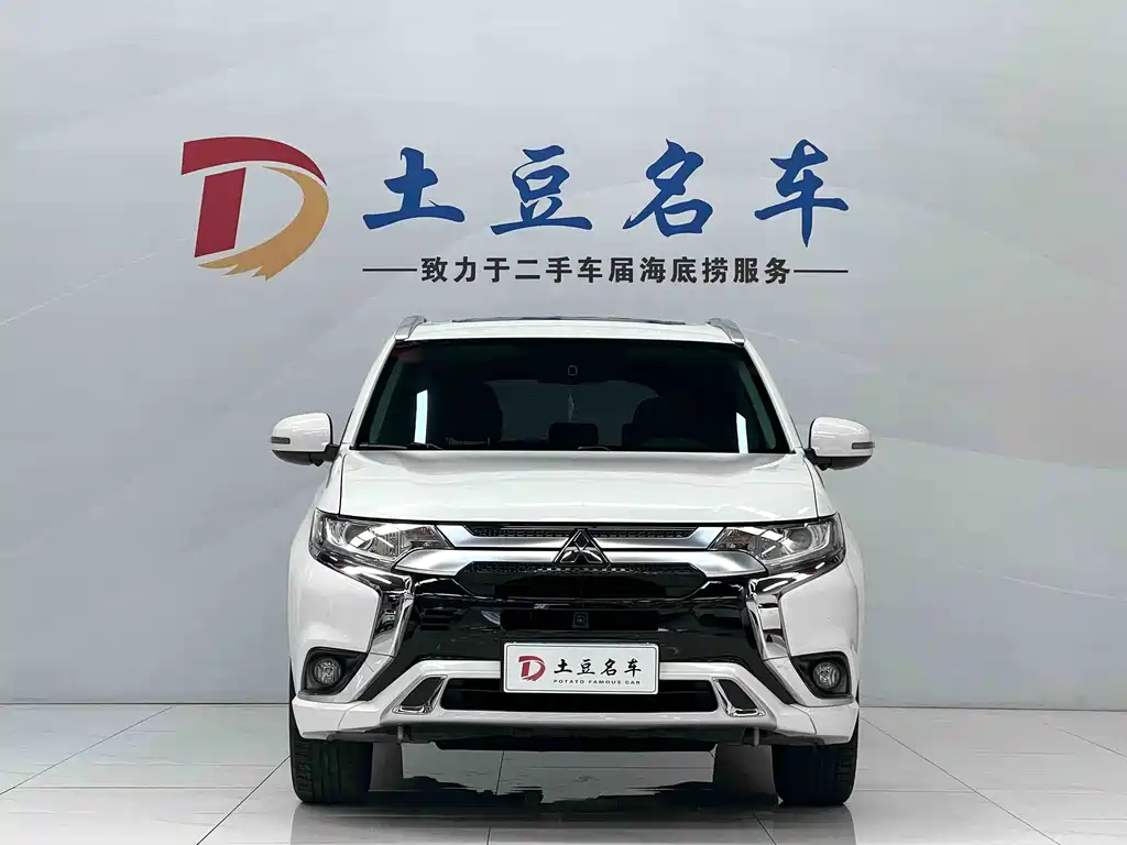 Mitsubishi Outlander 2021 2.0L Enjoy 5 мест