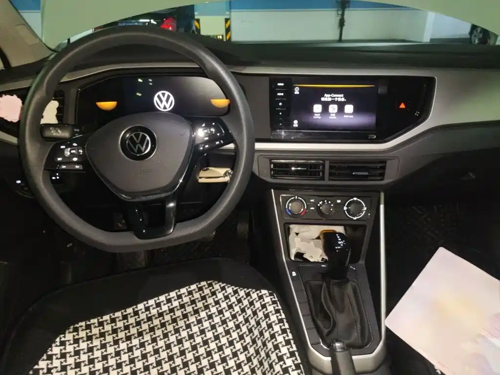 Volkswagen Polo — миниатюра 10