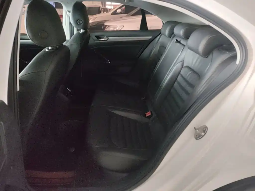 Volkswagen Lamando — миниатюра 17