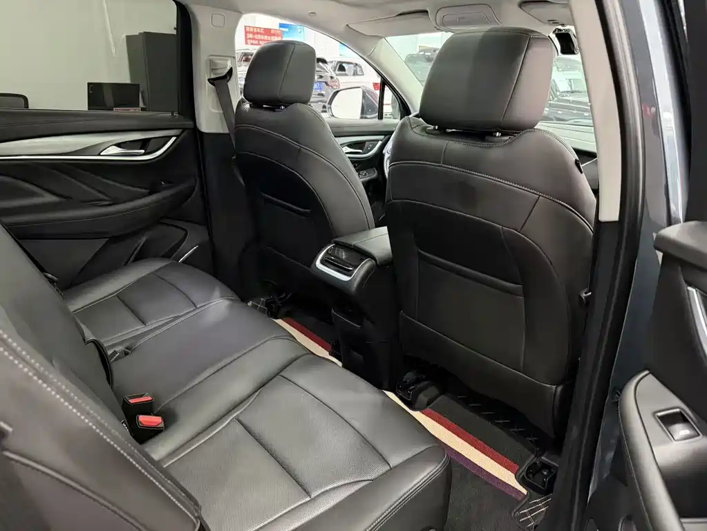 Buick Enclave — миниатюра 8