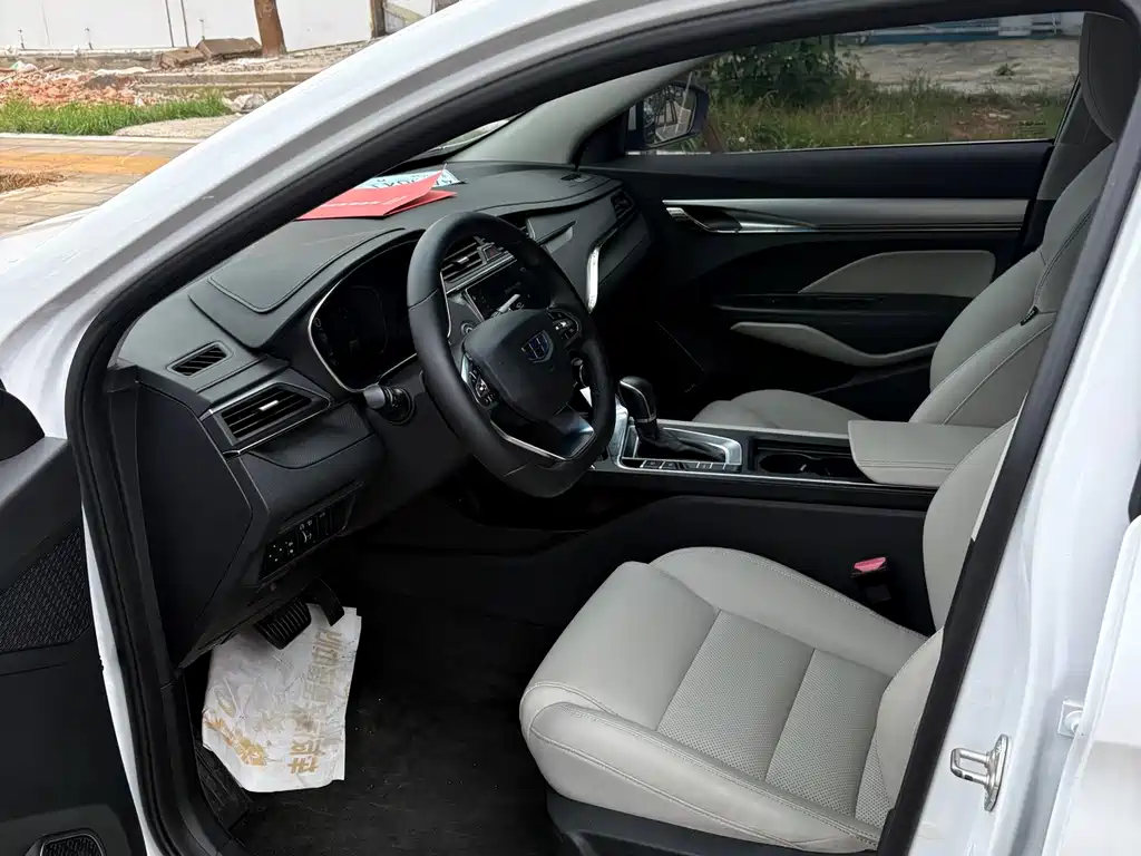 Geely Binrui — миниатюра 4
