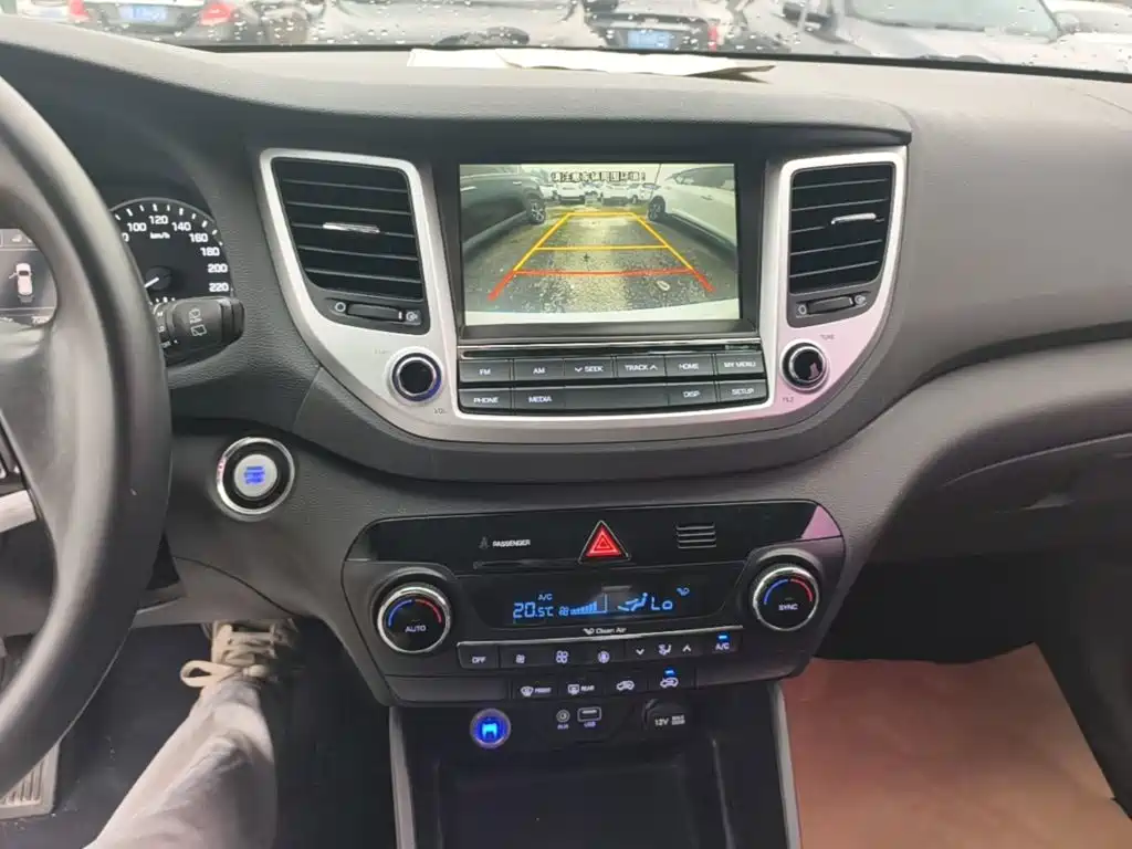 Hyundai Tucson — миниатюра 13