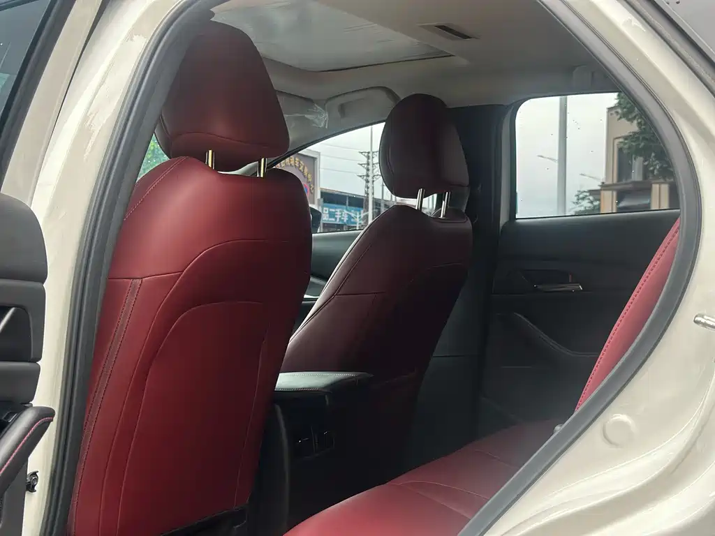 Mazda CX-30 — миниатюра 6