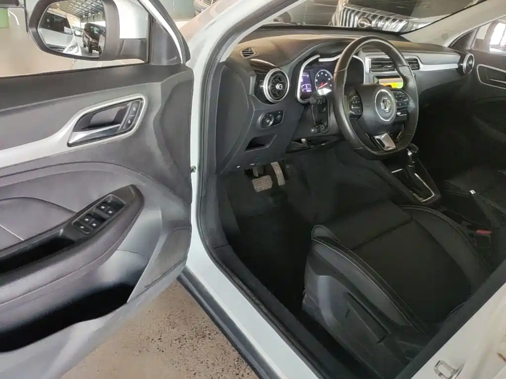 MG ZS — миниатюра 16