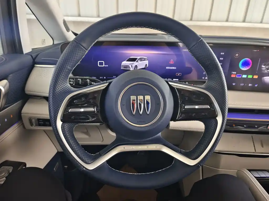 Buick GL8 Hybrid — миниатюра 9