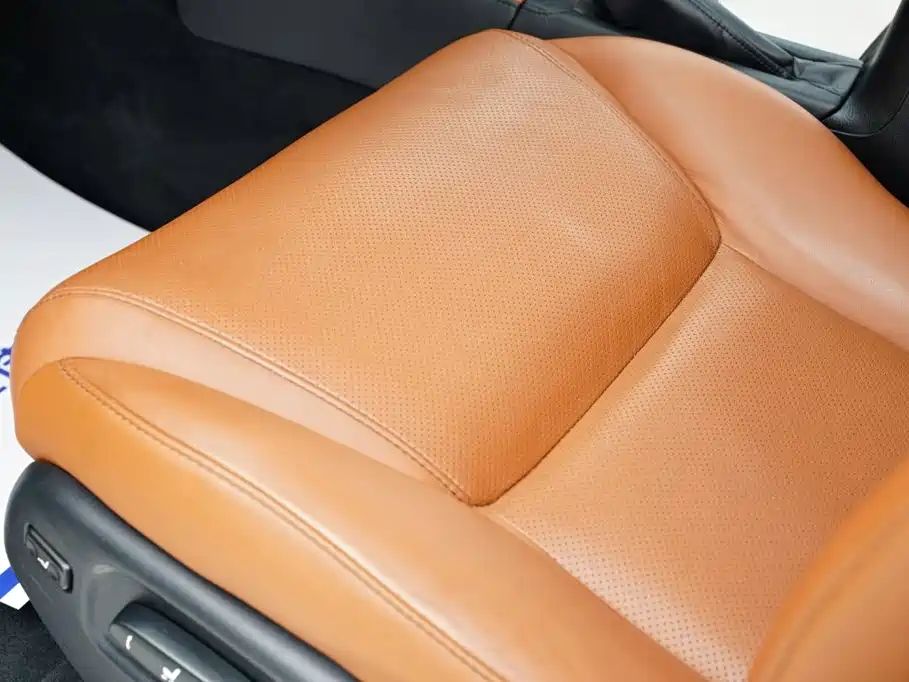 Lexus LX — миниатюра 10