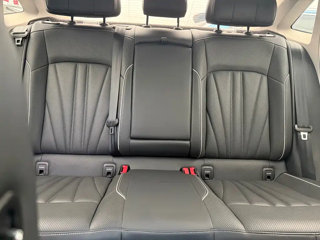Volkswagen Passat — миниатюра 5