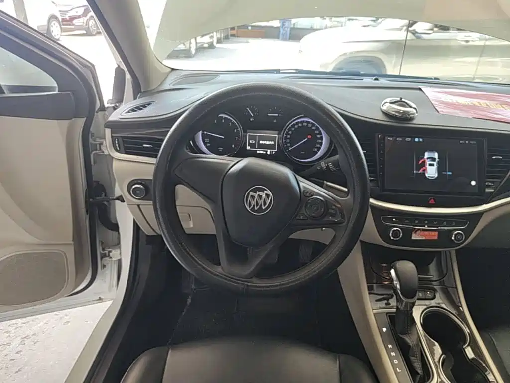 Buick Verano — миниатюра 11