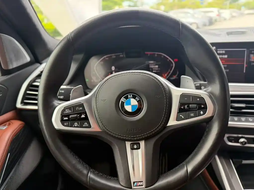 BMW X7 — миниатюра 4