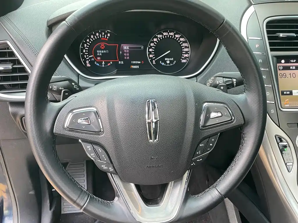 Lincoln MKX — миниатюра 9