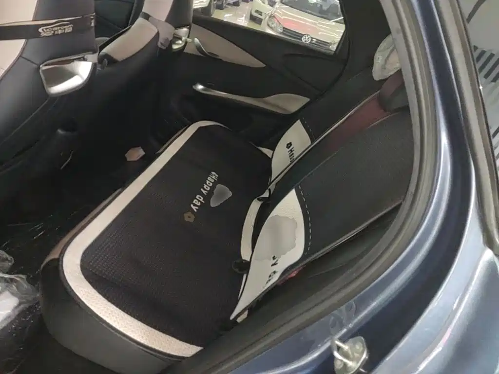 BYD Dolphin — миниатюра 17
