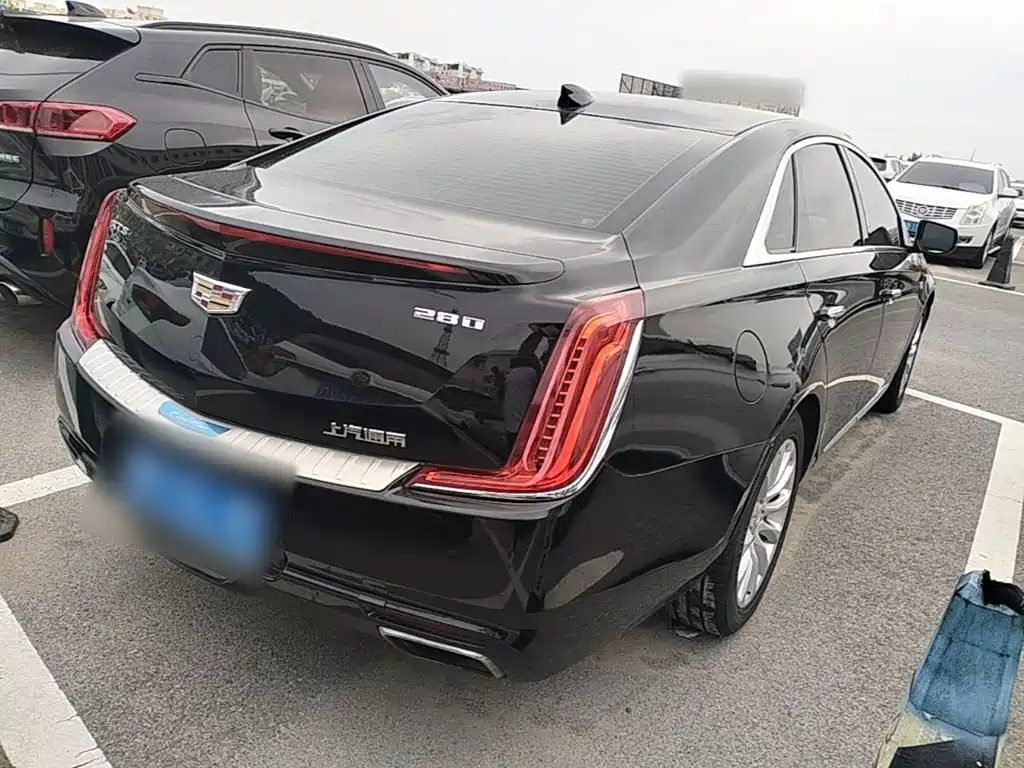 Cadillac XTS — миниатюра 7