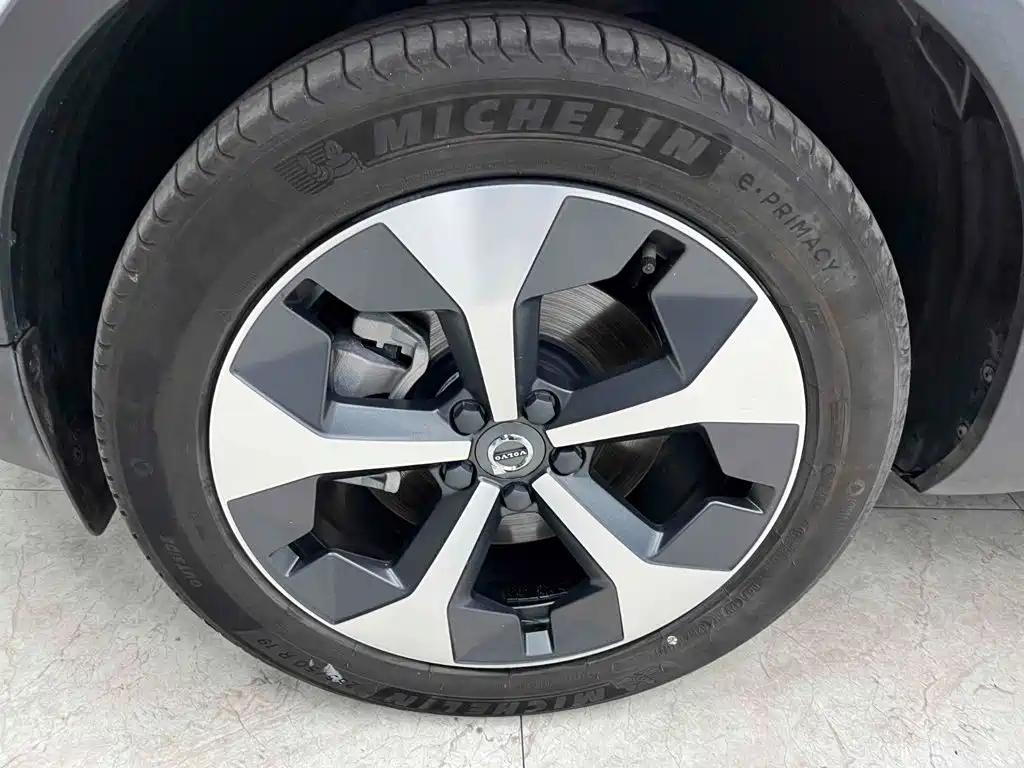 Volvo XC40 — миниатюра 25