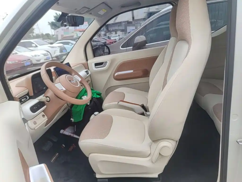Wuling MINIEV — миниатюра 15