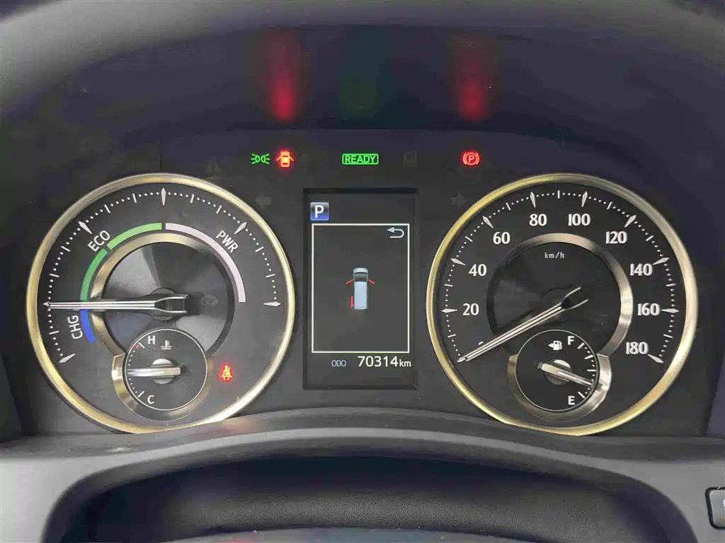 Toyota Vellfire — миниатюра 20