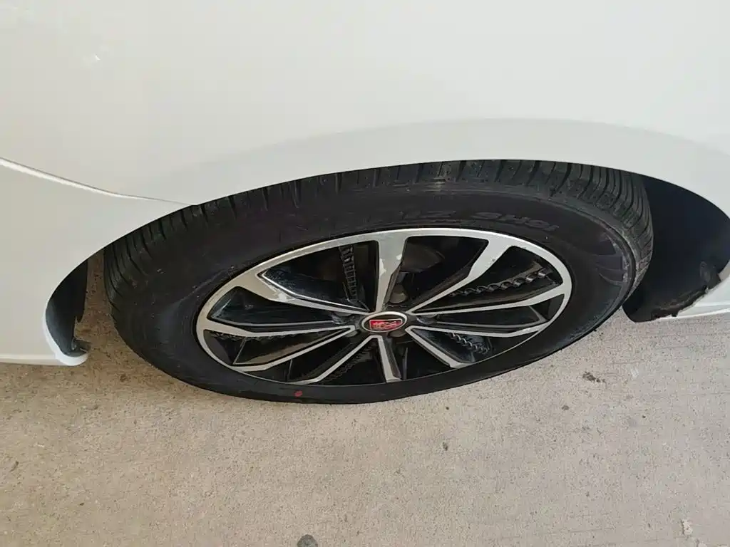 Roewe i5 — миниатюра 23