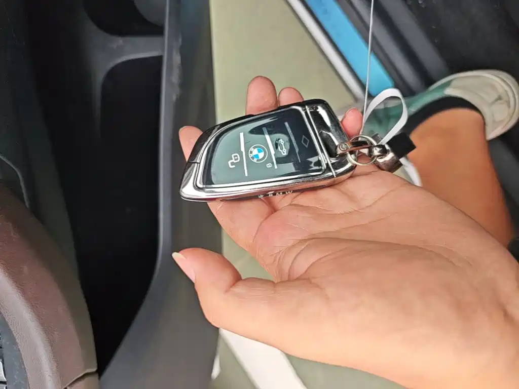 BMW X3 — миниатюра 9