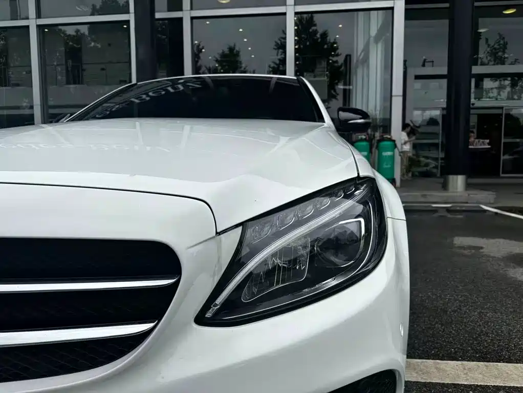 Mercedes-Benz C-Class — миниатюра 10