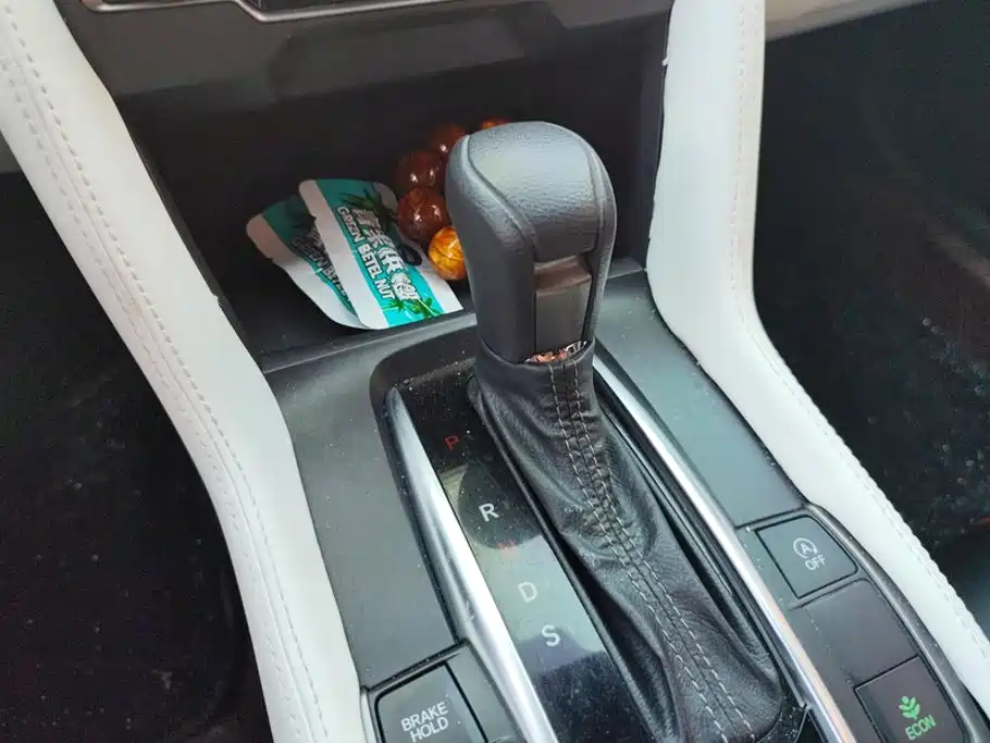 Honda Civic — миниатюра 16