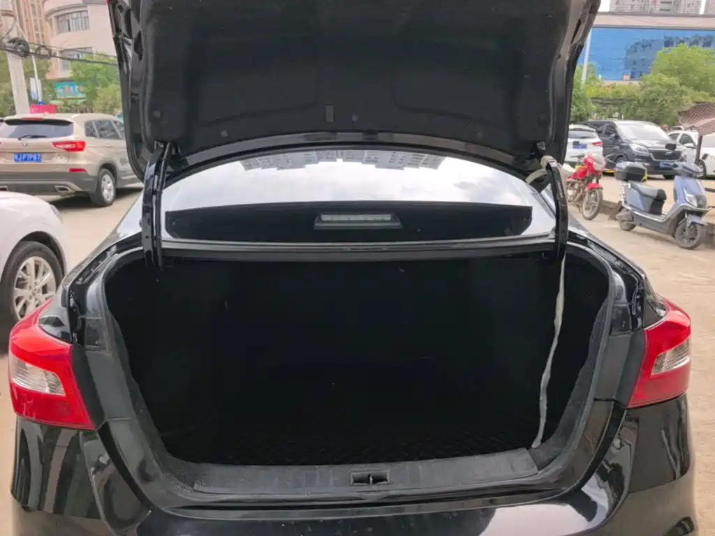 Nissan Sylphy — миниатюра 19