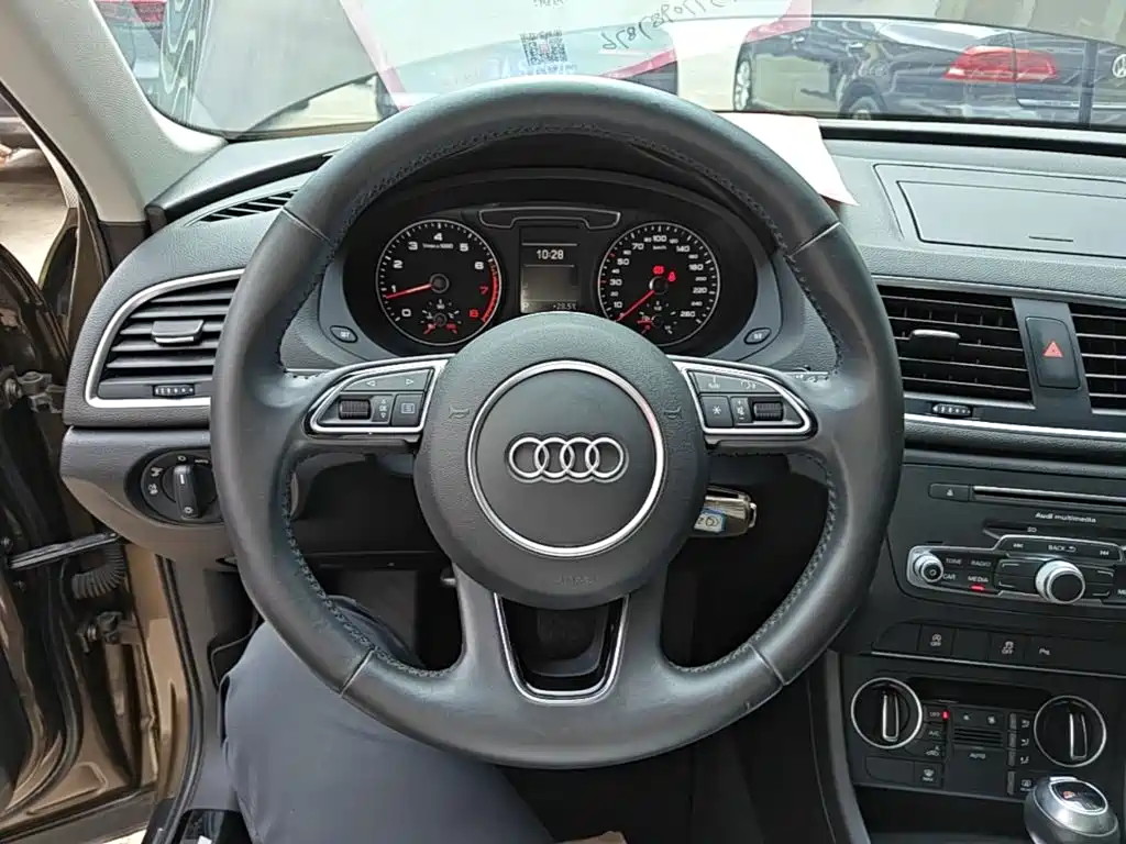 Audi Q3 — миниатюра 11