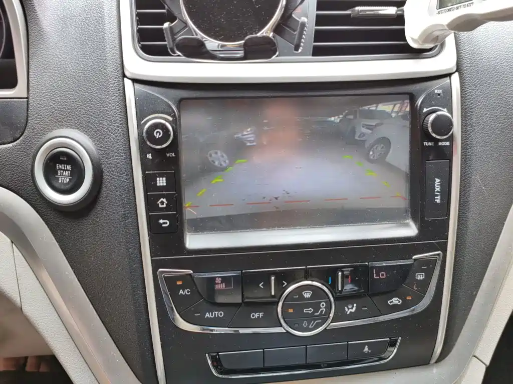 Geely Emgrand — миниатюра 13