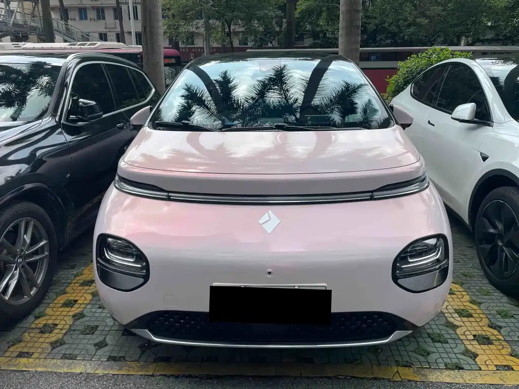 Baojun Yunduo — миниатюра 3