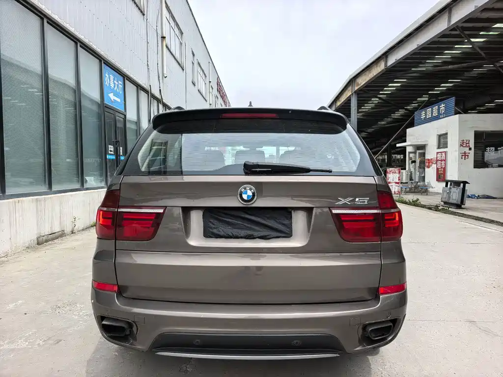 BMW X5 (Import) — миниатюра 5